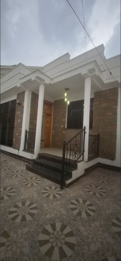 Urgent Sale – Modern Villa in Wesen, Prime Location