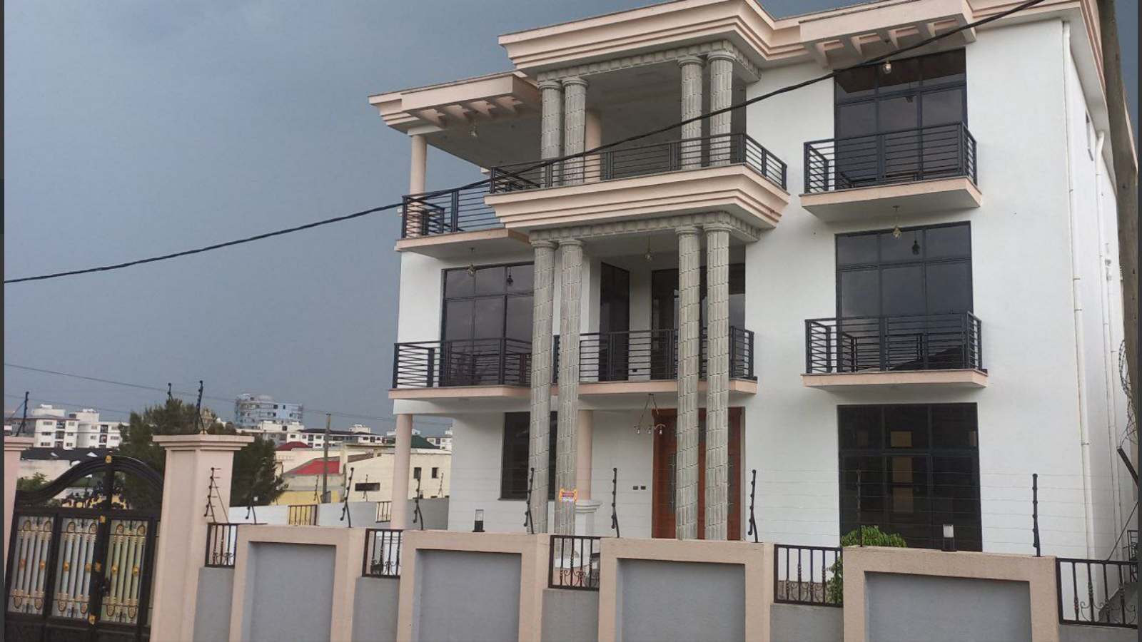 🏡 Elegant G+2 Home for Sale in Ayat – Prime Residential Location!