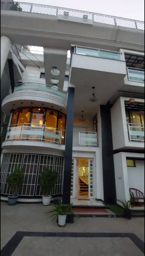 Luxury G+3 Home for Sale in Hayarat Compound, Addis Ababa