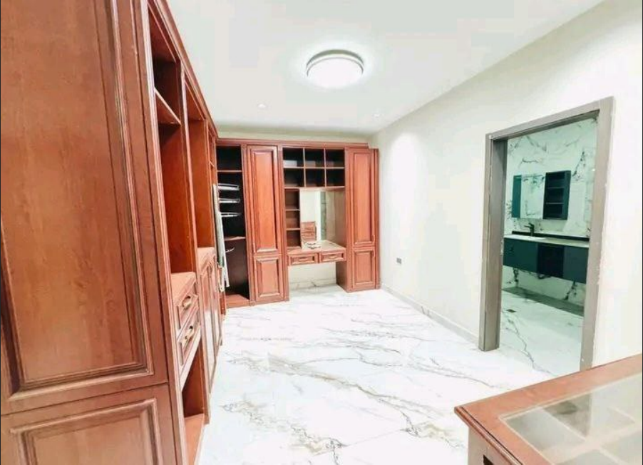 🏡 Elegant G+3 Home for Sale – Semit Washington Area 🏡